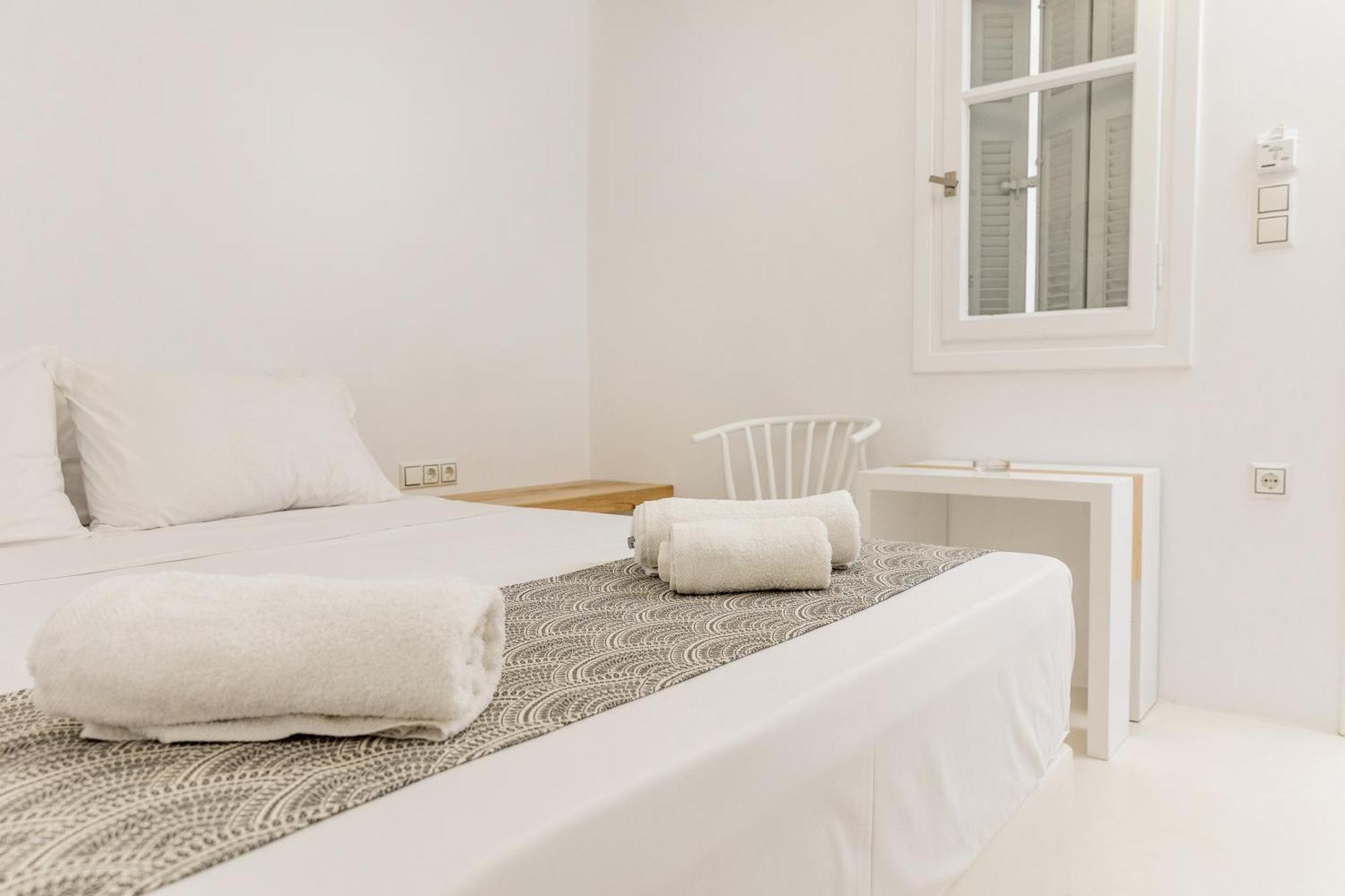 Naxos Downtown Apartments & Suites Naxos City Room photo