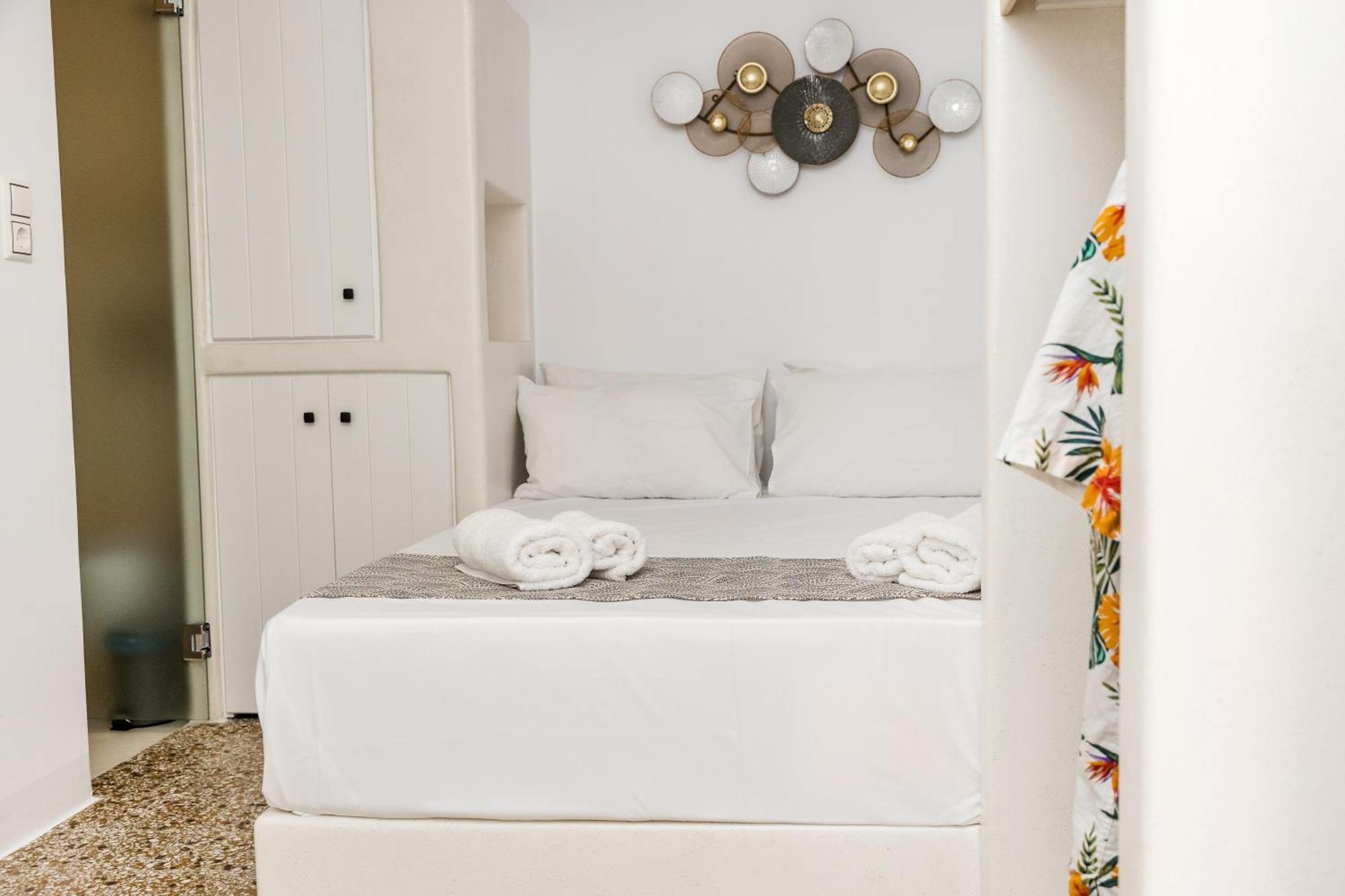 Naxos Downtown Apartments & Suites Naxos City Room photo